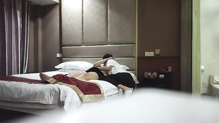 【麻花免费视频】寻欢E罩杯大胸良家小伙连续挑逗干逼两炮瘫软高潮