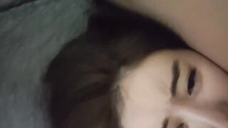 【麻花免费视频】高颜值妹子强行让她吃鸡吧 然后内射