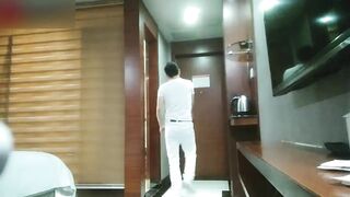 【麻花免费视频】和旗袍少妇酒店开房“我好喜欢你的鸡巴，操的我好舒服”