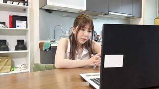 【麻花免费视频】【极品女神】小骚货上网课时发情，饥渴难耐逃课也要和男友打上一炮