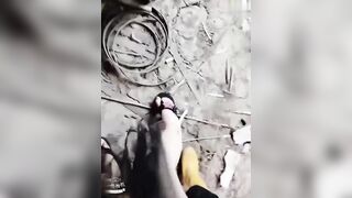 【麻花免费视频】【疯狂少妇“妖媚婷儿”户外勾引合集】各种勾引，老头孩子都不放过，玩法丰富毁三观