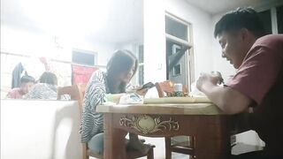 【麻花免费视频】【淫妻出轨】良家人妻和奸夫聊天谈心，喝到微醺上床激情开操