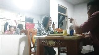 【麻花免费视频】【淫妻出轨】良家人妻和奸夫聊天谈心，喝到微醺上床激情开操