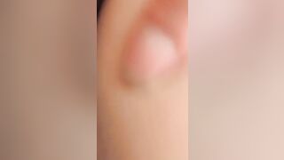 【麻花免费视频】【父女乱伦】这就是少女的味道吗？调教女儿的处女身体