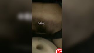 【麻花免费视频】禽兽儿子酒后乱伦爆操妈妈又强操小姨，淫语对白超刺激