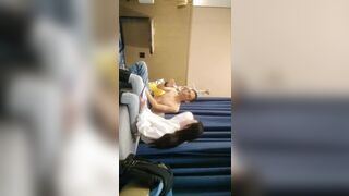 老哥探花約了個顔值不錯白衣妹子賓館開房啪啪.