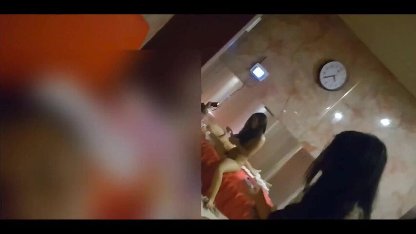 王老闆會所高價錢玩舞蹈院校假期出來兼職援交的大胸性感美女