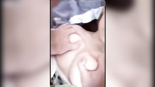 挑逗跳艳舞 被男友按倒 无套插入一顿猛操 冲刺内射 淫语浪叫 完美露脸