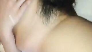 喜歡硬雞雞的清純可愛大學美女不停舔雞雞,直到硬的像個棒槌一樣才讓操