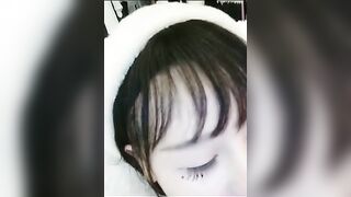 重口白虎萝莉『小辣椒』逼塞跳蛋 菊花小逼交换着来 叫爸爸大力操 喝尿无套内射