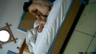 【麻花免费视频】91龙哥三亚旅游叫的上门兼职女导游服务一般，但是叫声不错，高潮了，抓紧床单了