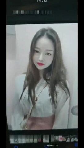 约啪偷拍-微信约啪酒店附近大学出来兼职援交的性感美女上门啪啪,还有点害羞,扭扭咧咧的,提强猛干,干的高潮不断!