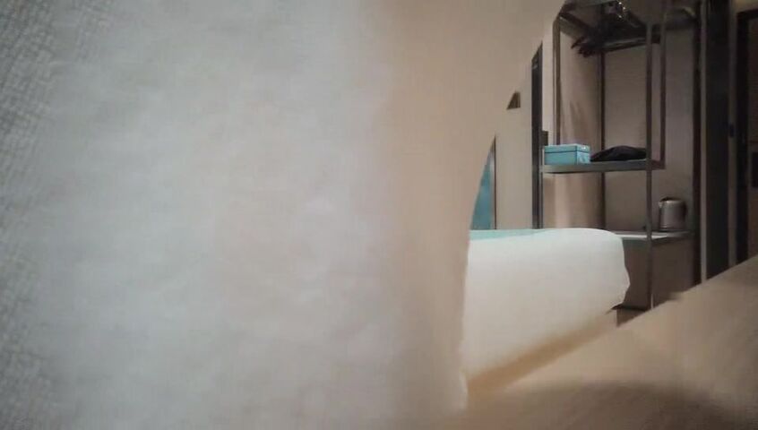 賓館開房約啪身材不錯的馬尾辮妹