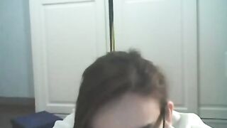 【麻花免费视频】大佬流出 疑似演员李沐宸 网剧全职高手女配 早年与人裸聊视频 附69P