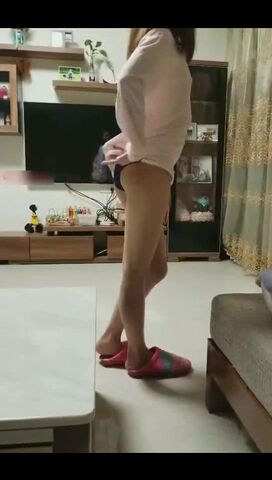 【百度云泄密流出视图】驾校一块学车的人妻少妇师姐外表纯朴看逼貌似被不少人轻松撬开干过