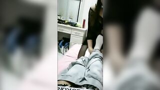 超刺激真实姐弟乱伦『姐夫不在家哦』姐夫刚上班 情趣黑丝骚货姐姐就勾引我做爱 裹硬后直接无套爆操到内射