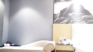 2020.7.1，【牛总探花】175外围大长腿模特又抠又舔站着69温柔体贴配合度高